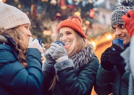 Magische Weihnachtszeit in Köln: Unvergessliche Erlebnisse mit Freund:innen